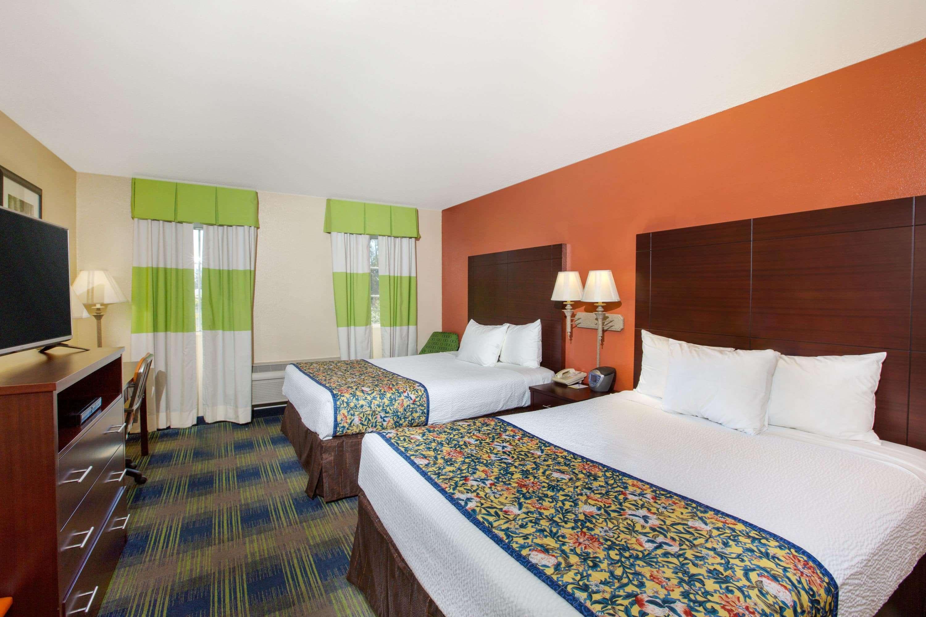 Days Inn By Wyndham Fremont Eksteriør billede